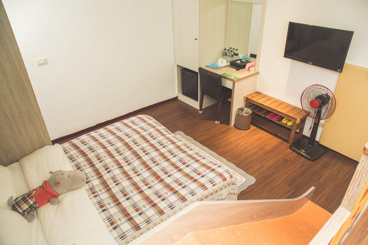 แฮปปี้ คาสเซิล เบด แอนด์ เบรคฟาสต์ Bed & Breakfast เมืองฮวาเหลียน ภายนอก รูปภาพ