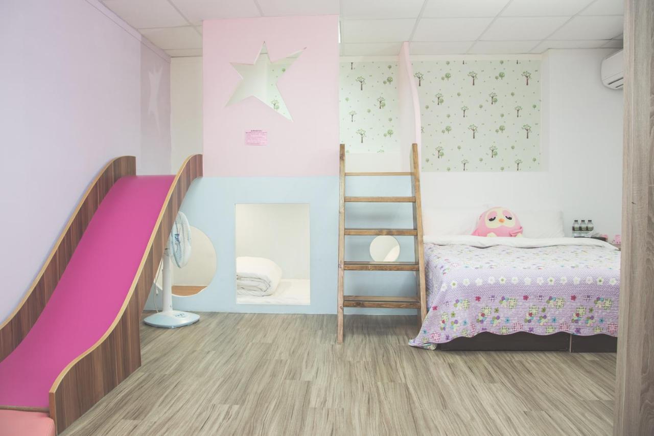 แฮปปี้ คาสเซิล เบด แอนด์ เบรคฟาสต์ Bed & Breakfast เมืองฮวาเหลียน ภายนอก รูปภาพ